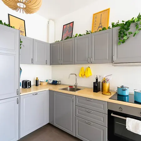 Apartment Designer Vintage Near Castle District *