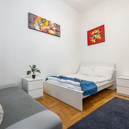 M&m - Ferenciek Tere * Budapest