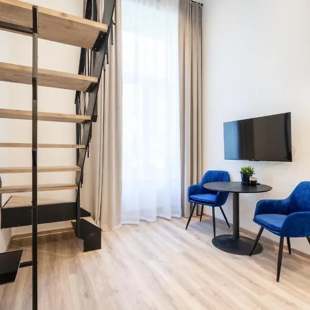 Apartment E44 - Erzsebet Boulevard - Location By Bqa