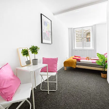 Berkocsis Street Citycentre Apartment *