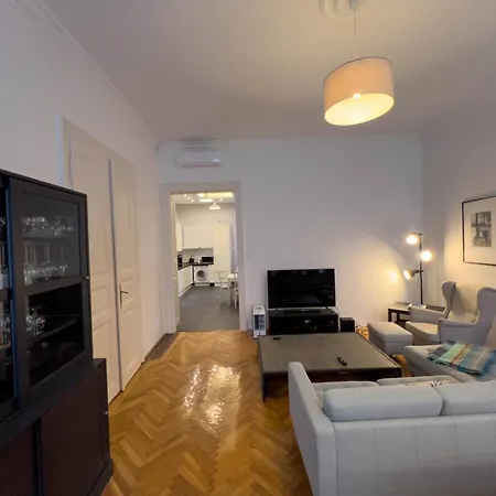 Wcc Csengery Apartment *
