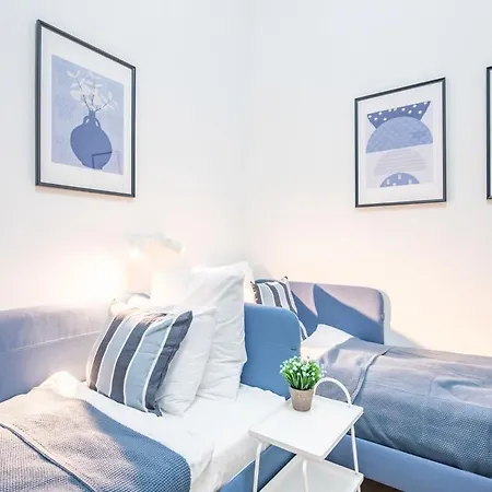 Modern - - Simple Apartment Budapest