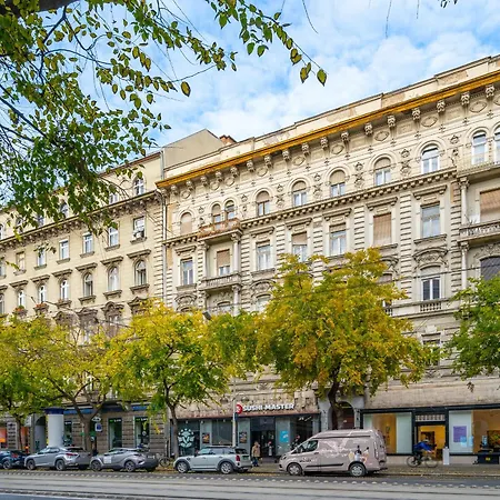T29 Budapest