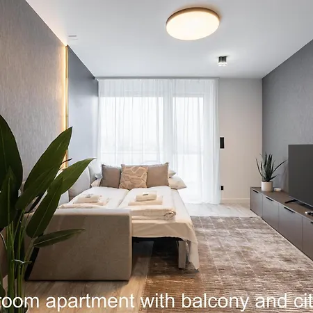 Buda Side Luxury 3-4-5 Apartment