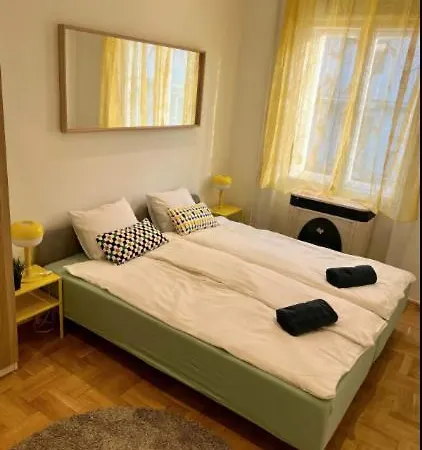 Double Treat By Nw * Budapest