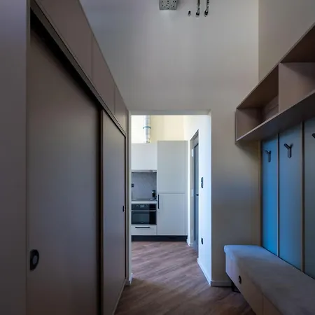 A50-balcony-designer No4 Apartment