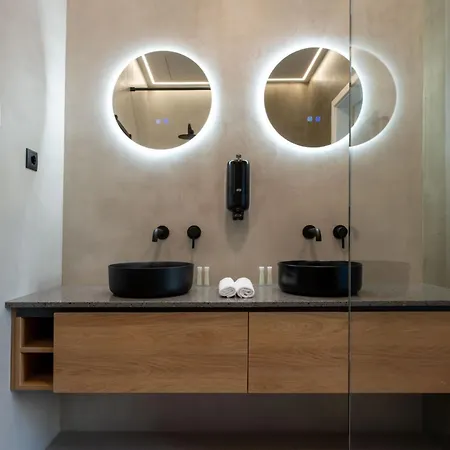 Apartment A50-balcony-designer No4 Budapest