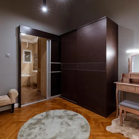 Andrassy Avenue 24 De Lux Apartment