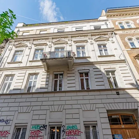 Gem In The Budapest
