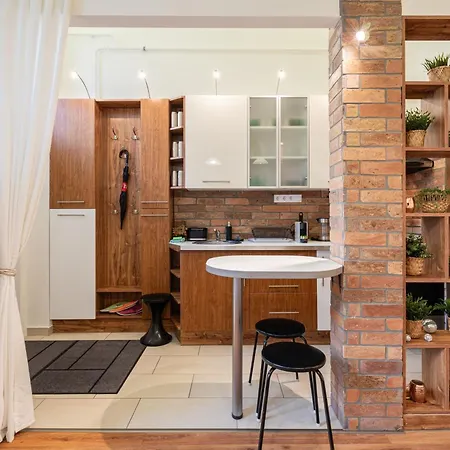 Rumbach With Mezzanine Apartment *