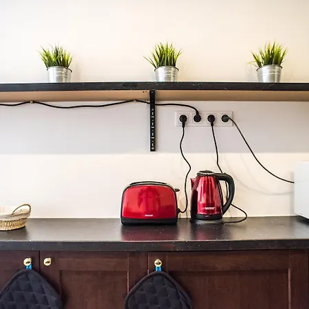 N16-spacey, Modern Family Flat For 5 Budapest