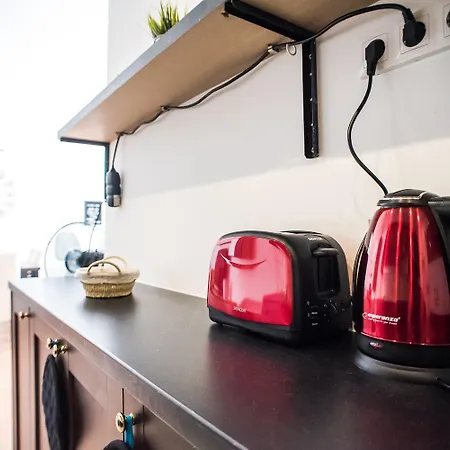 N16-spacey, Modern Family Flat For 5 Budapest