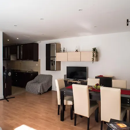 N16-spacey, Modern Family Flat For 5 Apartment Budapest