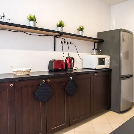 Apartment N16-spacey, Modern Family Flat For 5 *