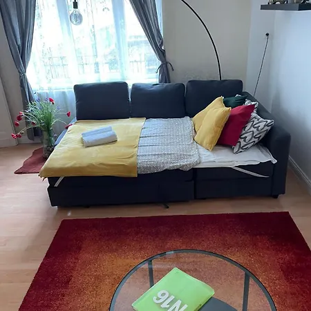 N16-spacey, Modern Family Flat For 5 Apartment Budapest