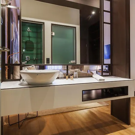 The Loft فندق
