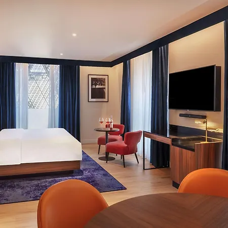 Pullman Hotel