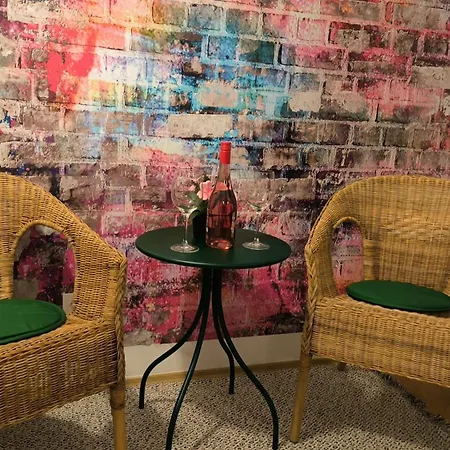 Viva - Cosy Flat In - Free Parking Apartmán *