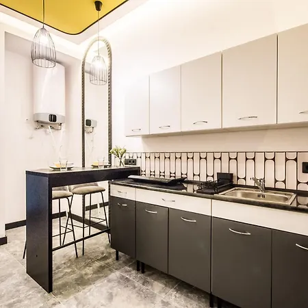 S38 Unique Style - Easy Sleep Apartment Budapest