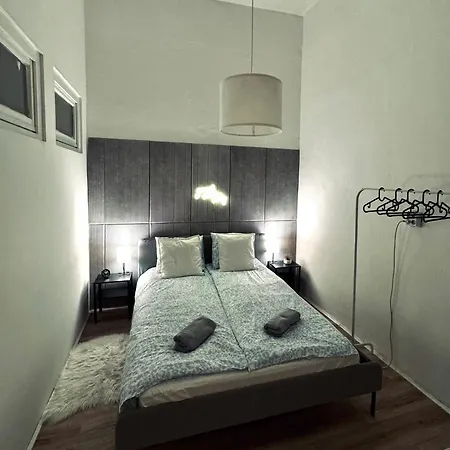 Cosy Hideaway Apartment