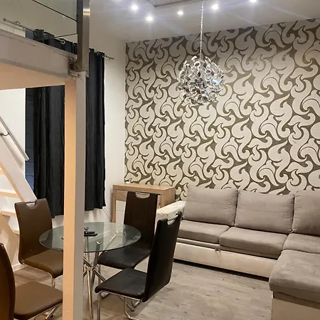 Apartment Roland Downtown - Almassy