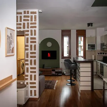 Boho Stylish Ap - Private Garage *