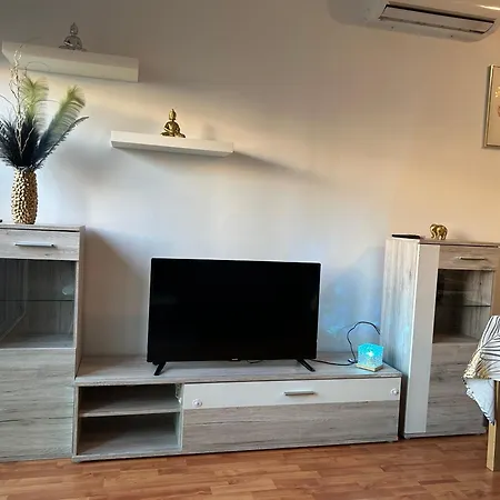 Szegedi54 Apartman *