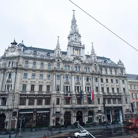 Huge Aparment In The Center With Air Conditioning * Budapest
