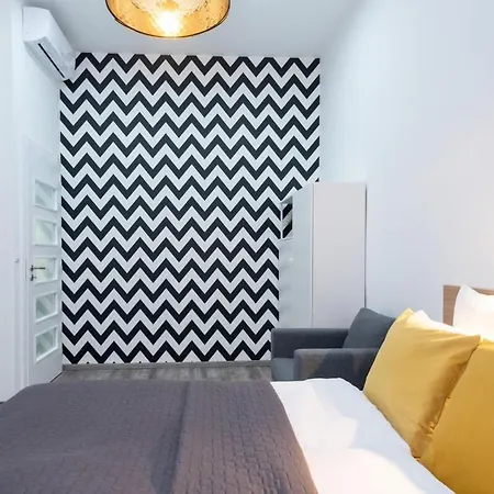 Apartment Huge Aparment In The Center With Air Conditioning *