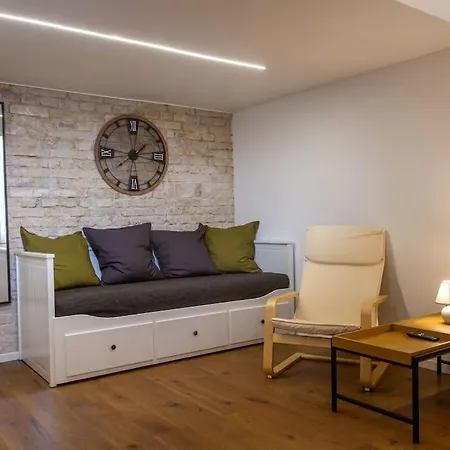 Hero Square Apartment