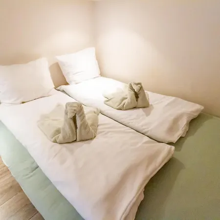 Galerie Grandeur With 2br By Newave Apartment Budapest