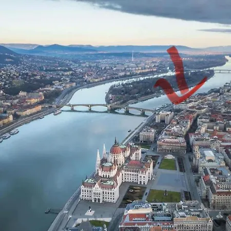 Panoramic Luxury In The Beautiful Part Of Budapest! Apartment Budapest