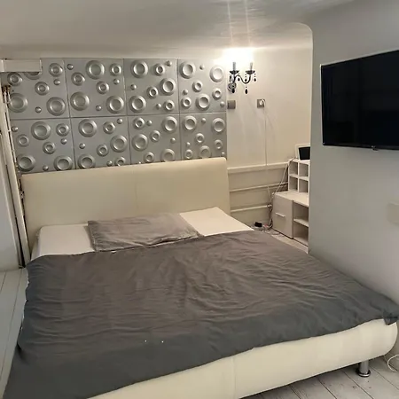 Fashion Street Mini Apartment Budapest