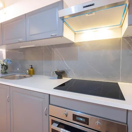 Apartment N' Cozy T8 W' 2bedrm Budapest