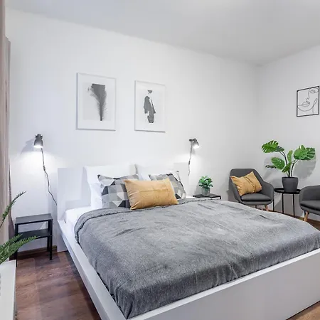 Apartment Chic Urban Retreat Bacso *
