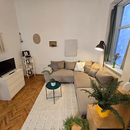 Grand Boulevard Ap Downtown Near 4-6 Tram Budapest