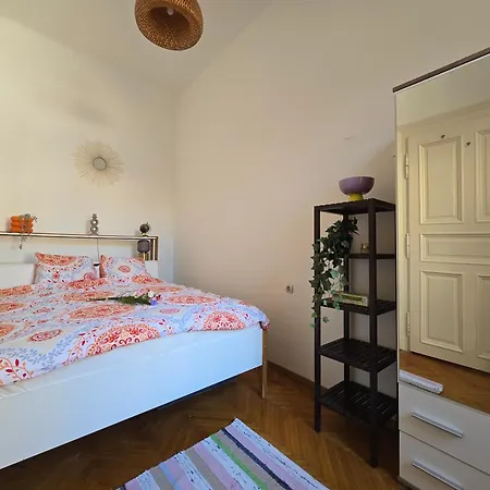 Apartment Grand Boulevard Ap Downtown Near 4-6 Tram Budapest
