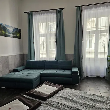 Apartment D3 Basilica Luxury Spacious Free Parking For 1 Car Budapest