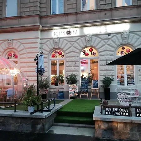 Lt 2 Apartment