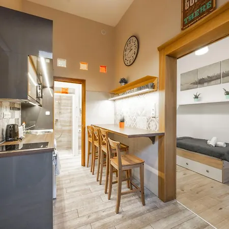 Deluxe N' Cozy Center 2bedrm Budapest