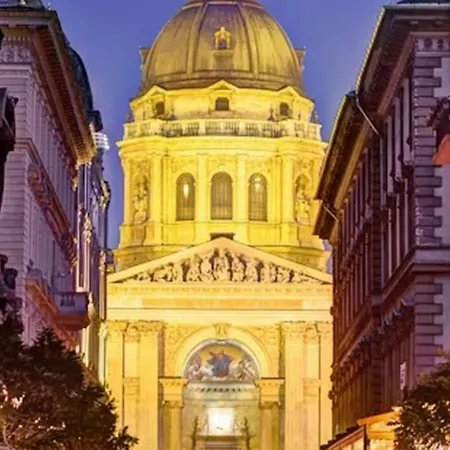 Aparthotel Modern And Comfortable In Budapest