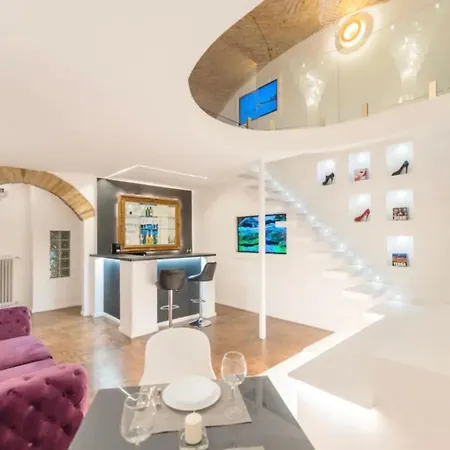 Modern And Comfortable In *