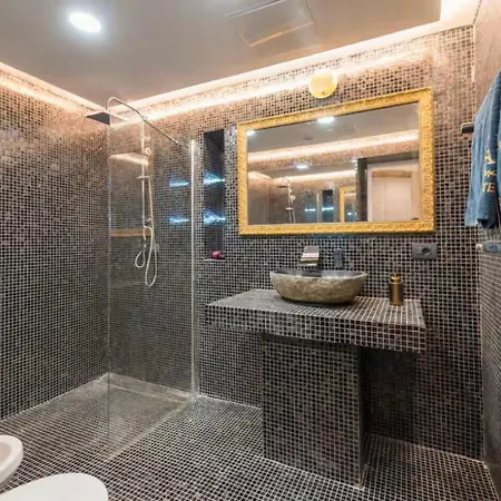 Modern And Comfortable In Budapest