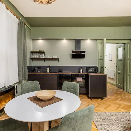 Venus - Blaha Lujza I Apartment Budapest