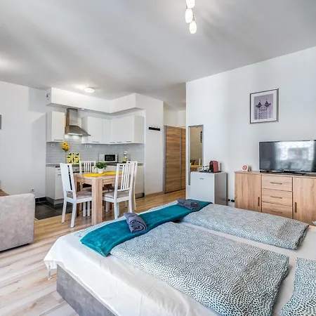 Apartment Elegant Nest One