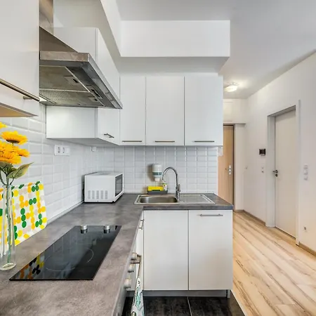 Apartment Elegant Nest One
