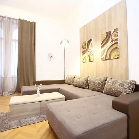 Venus - Opera Iv Apartment