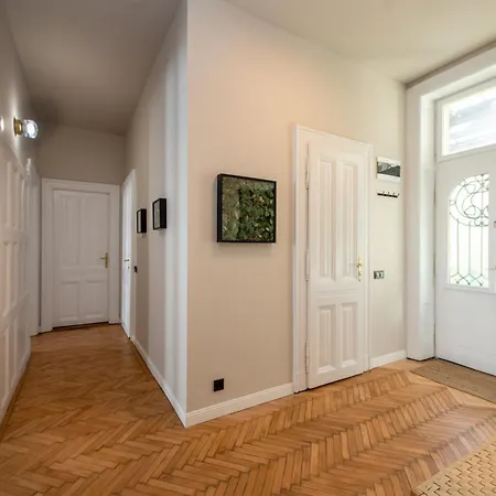 The Elegance Appartement *
