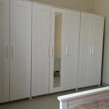 Harmonia Lakas Apartment *
