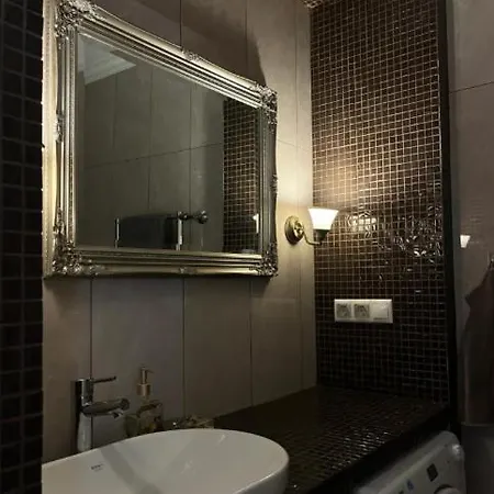 Harmonia Lakas Apartment